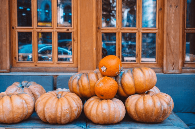 Fall Pumpkin Decor